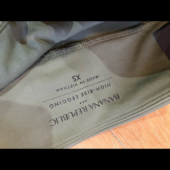 NWT Banana Republic green xs leggings - Picture 10 of 11